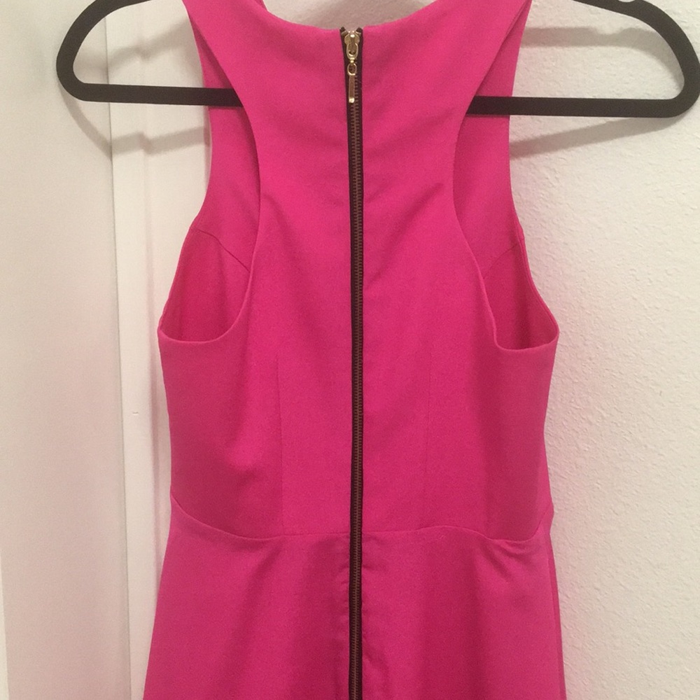 ✨ Moving sale 🚗- Stunning Naven hot pink halter skater dress, Size 2 - Picture 13 of 14